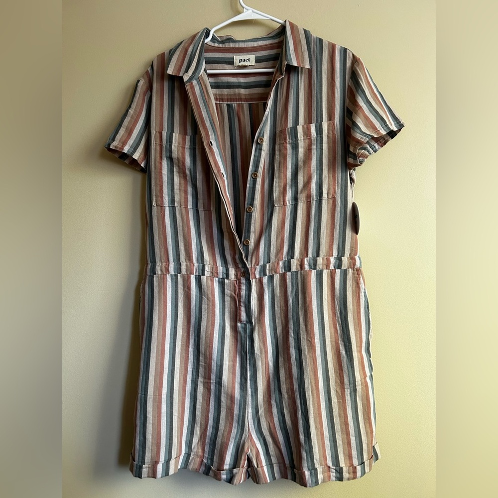 Pact striped short sleeve romper - nwt - casual chic - Large - button front